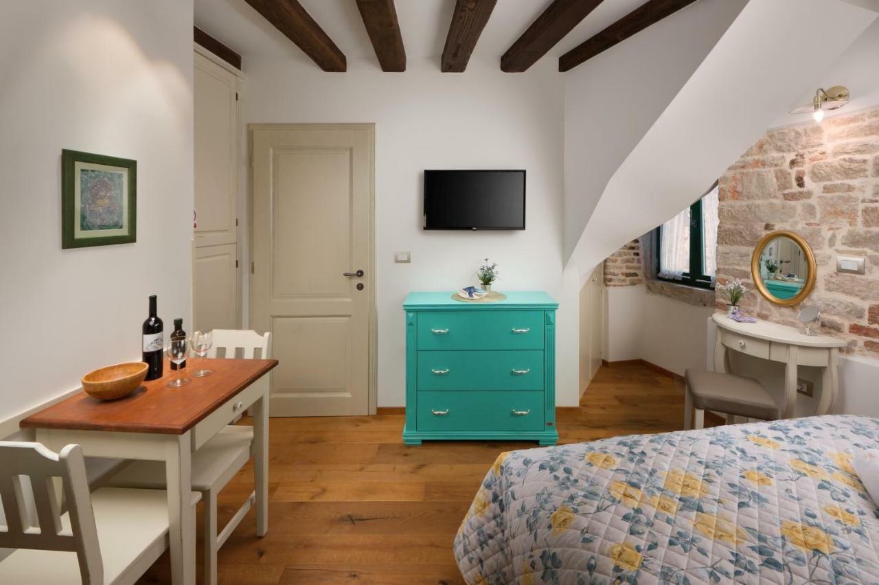 罗维尼Monterosso Old Town公寓 外观 照片